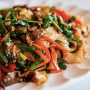 20. Yaprak Kurgak Korma 干煸炒宽面